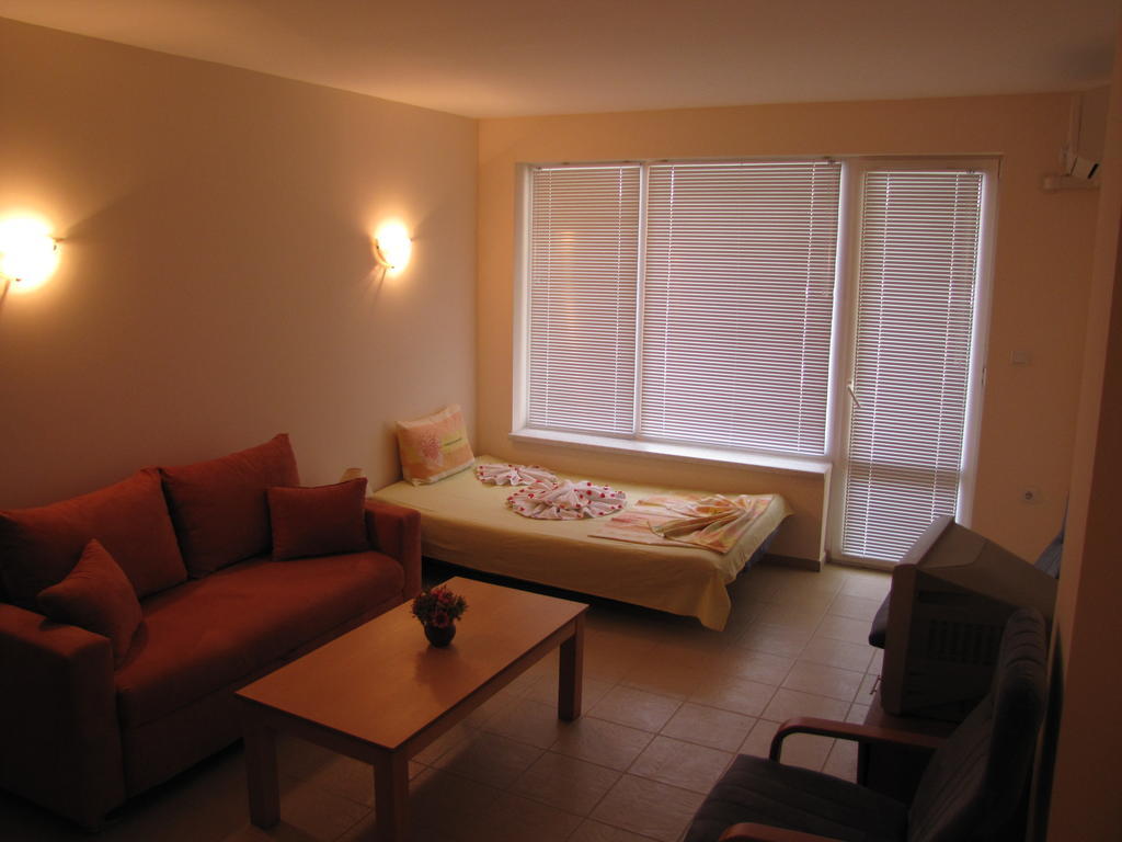 Sb Rentals Apartments In Blue Marine Complex Sunny Beach Cameră foto